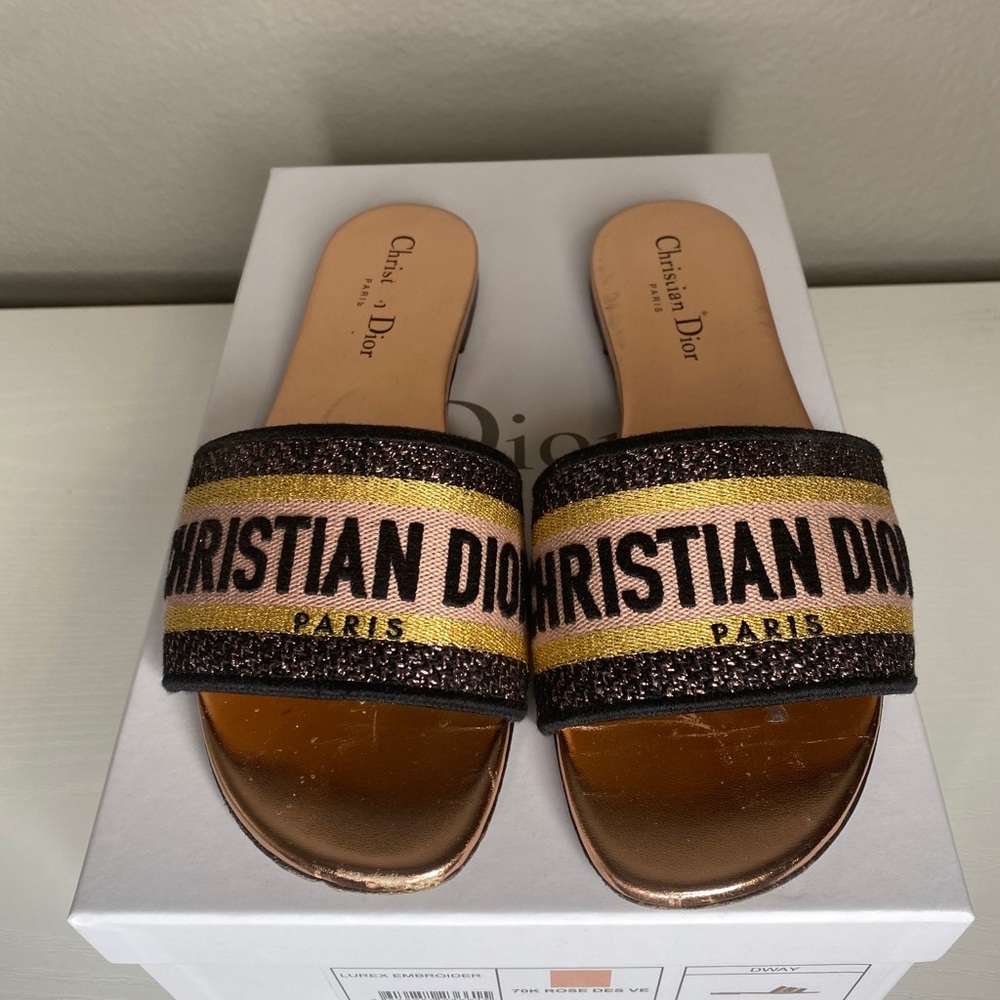 Christian Dior Rose slides 💕💕💕